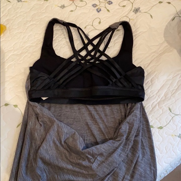 Lululemon tank with built in bra - Picture 4 of 7